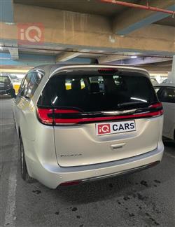 Chrysler Pacifica
